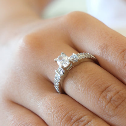 Round Halo American Diamond Ring