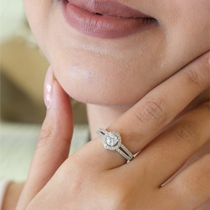 Round Cluster American Diamond Ring