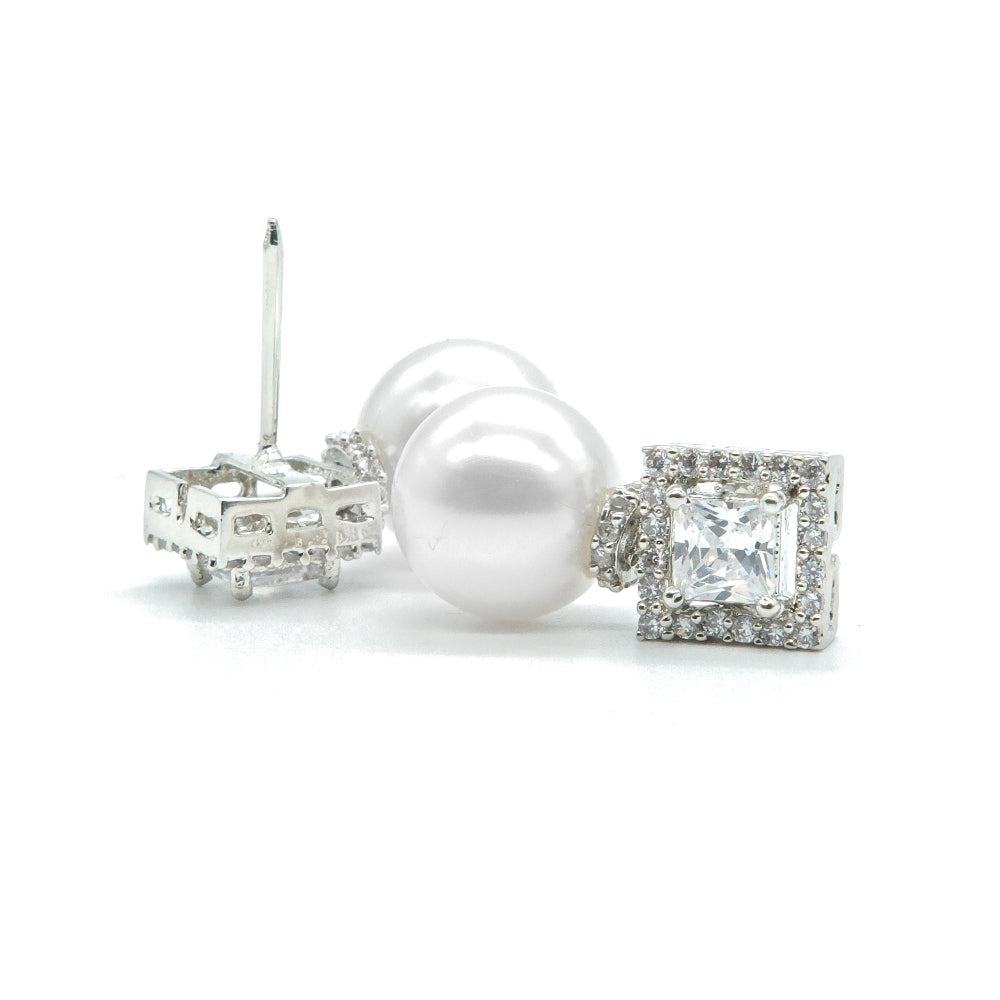 Pearl Stud Earrings with American Diamond