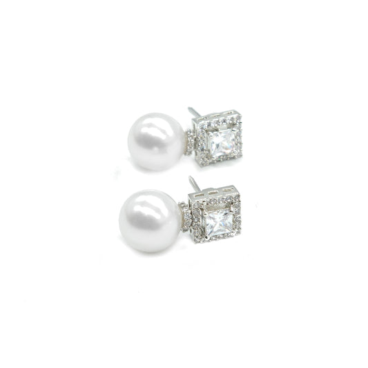 Pearl Stud Earrings with American Diamond