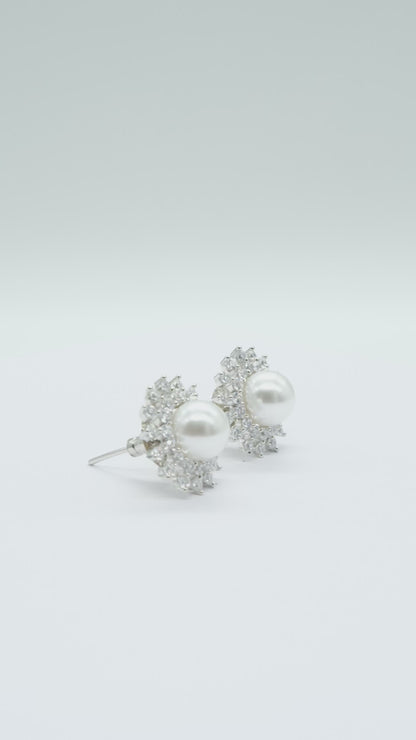 Pearl Floral Stud Earrings